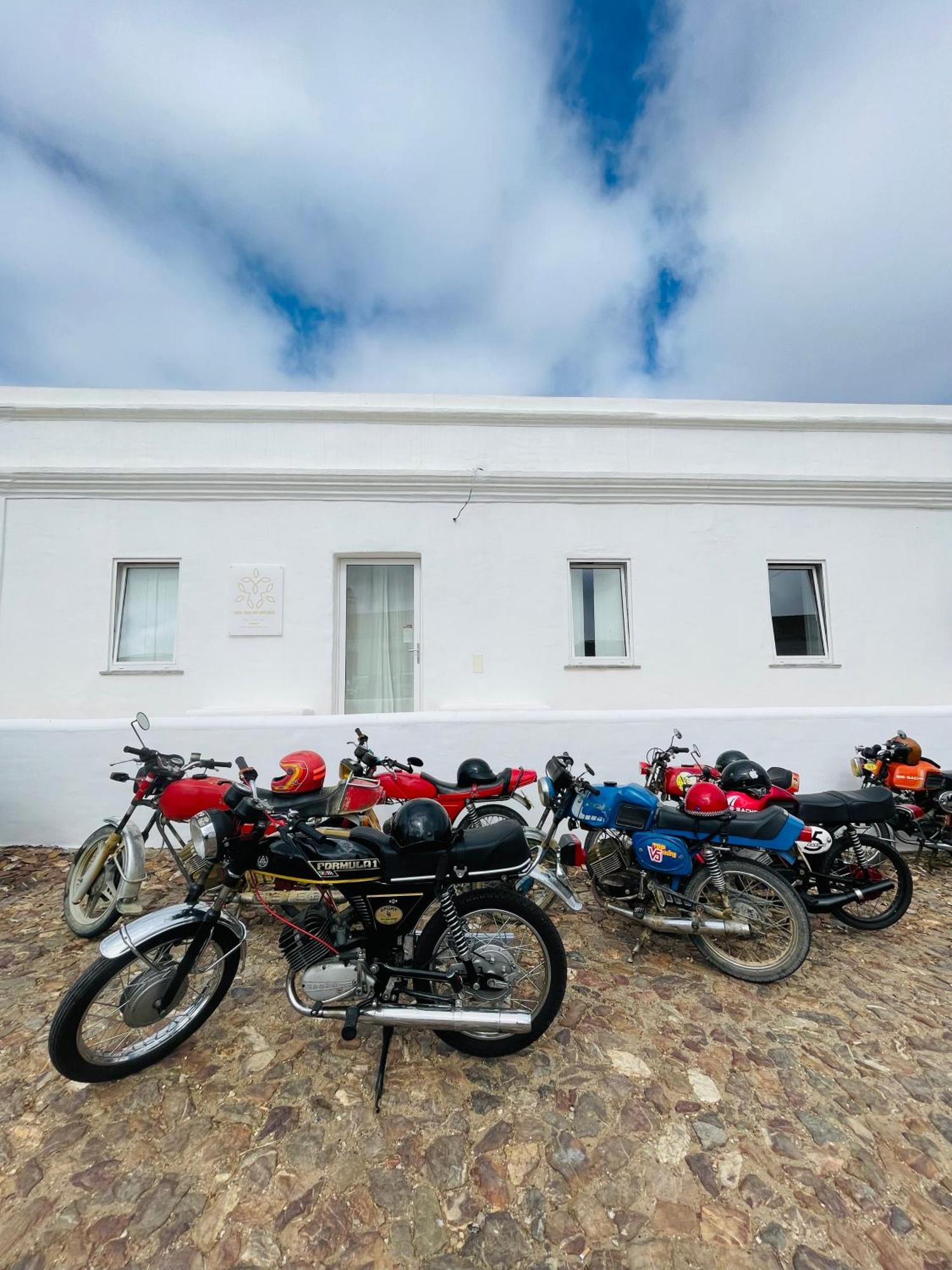 Uma Casa Em Entradas Guesthouse Exterior photo