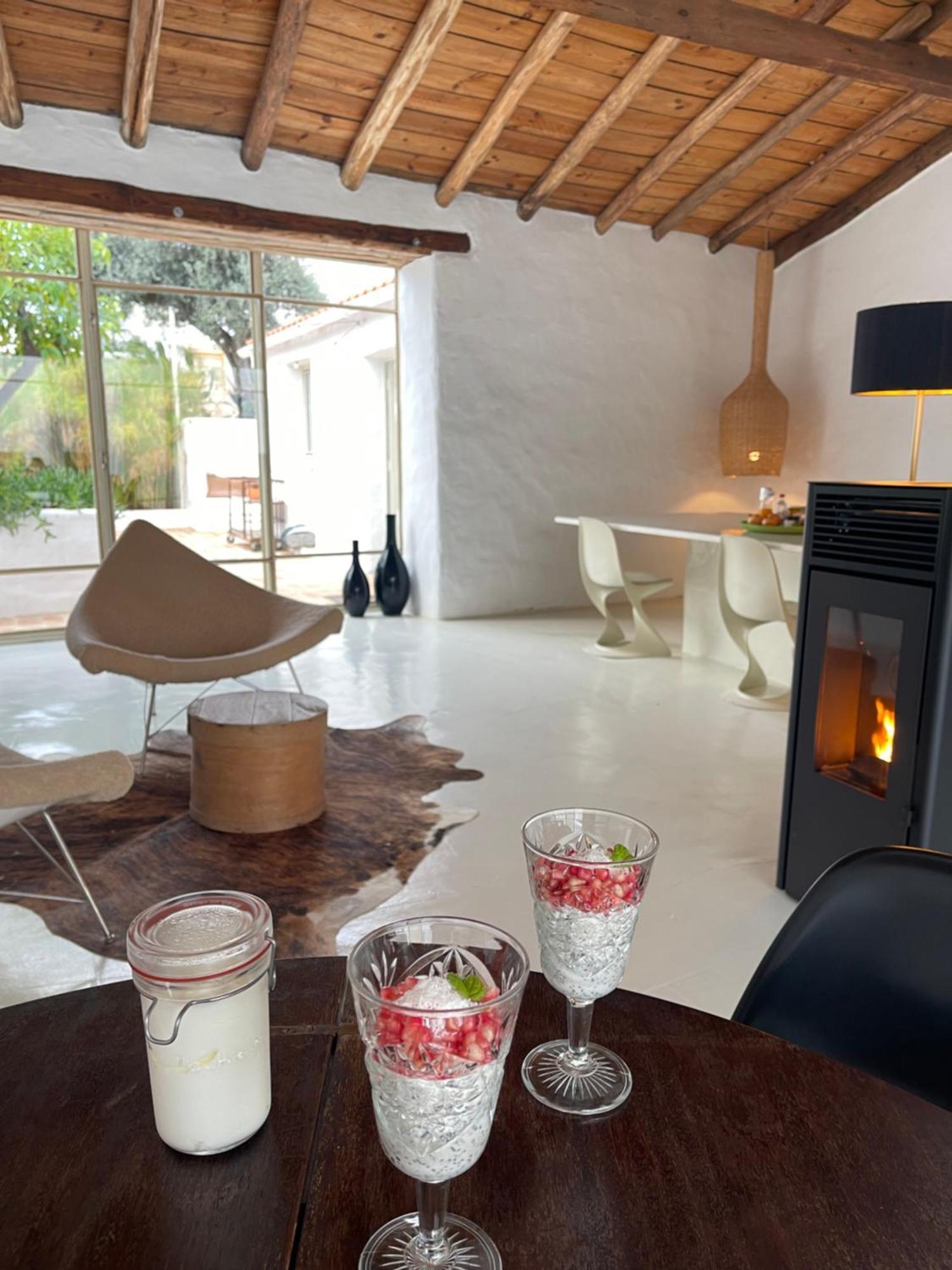 Uma Casa Em Entradas Guesthouse Exterior photo
